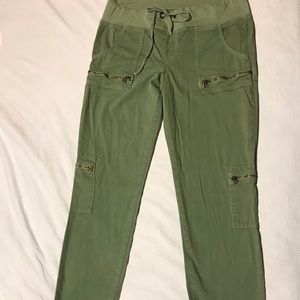 Lily mason army green cargo pants!